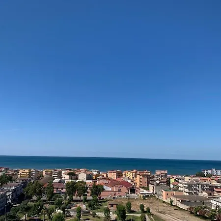 La Casa Dell'onda 1 Apartment *